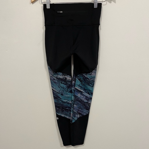 Lululemon Run to Reset Tight 25" Black/Frozen Island Multi 4 - Picture 13 of 16